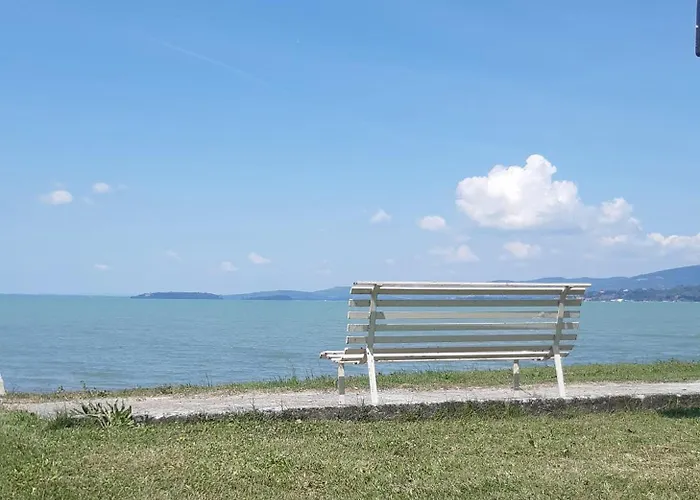 Le Rondini Apartamento *